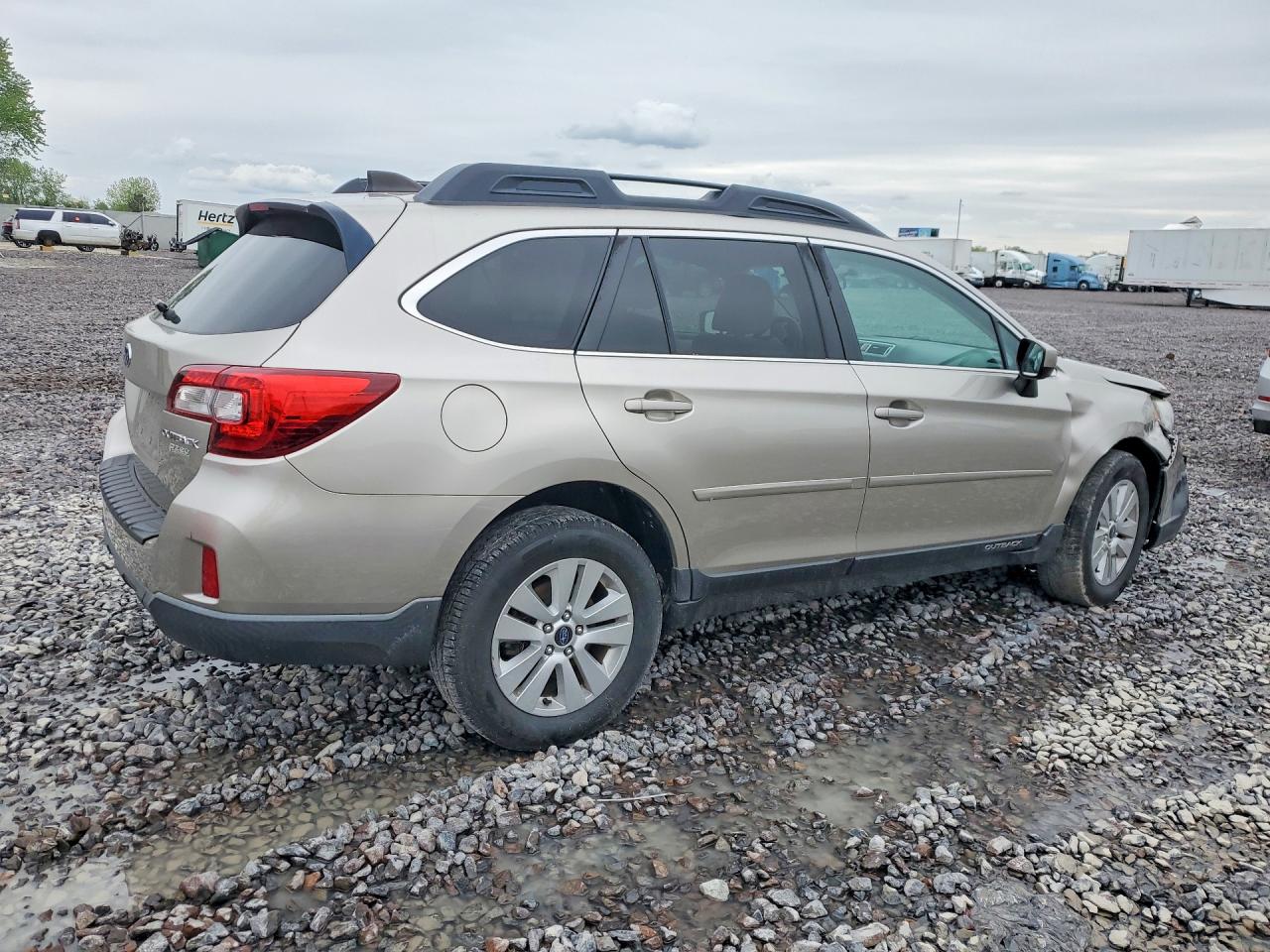 SUBARU OUTBACK 2017 — 4