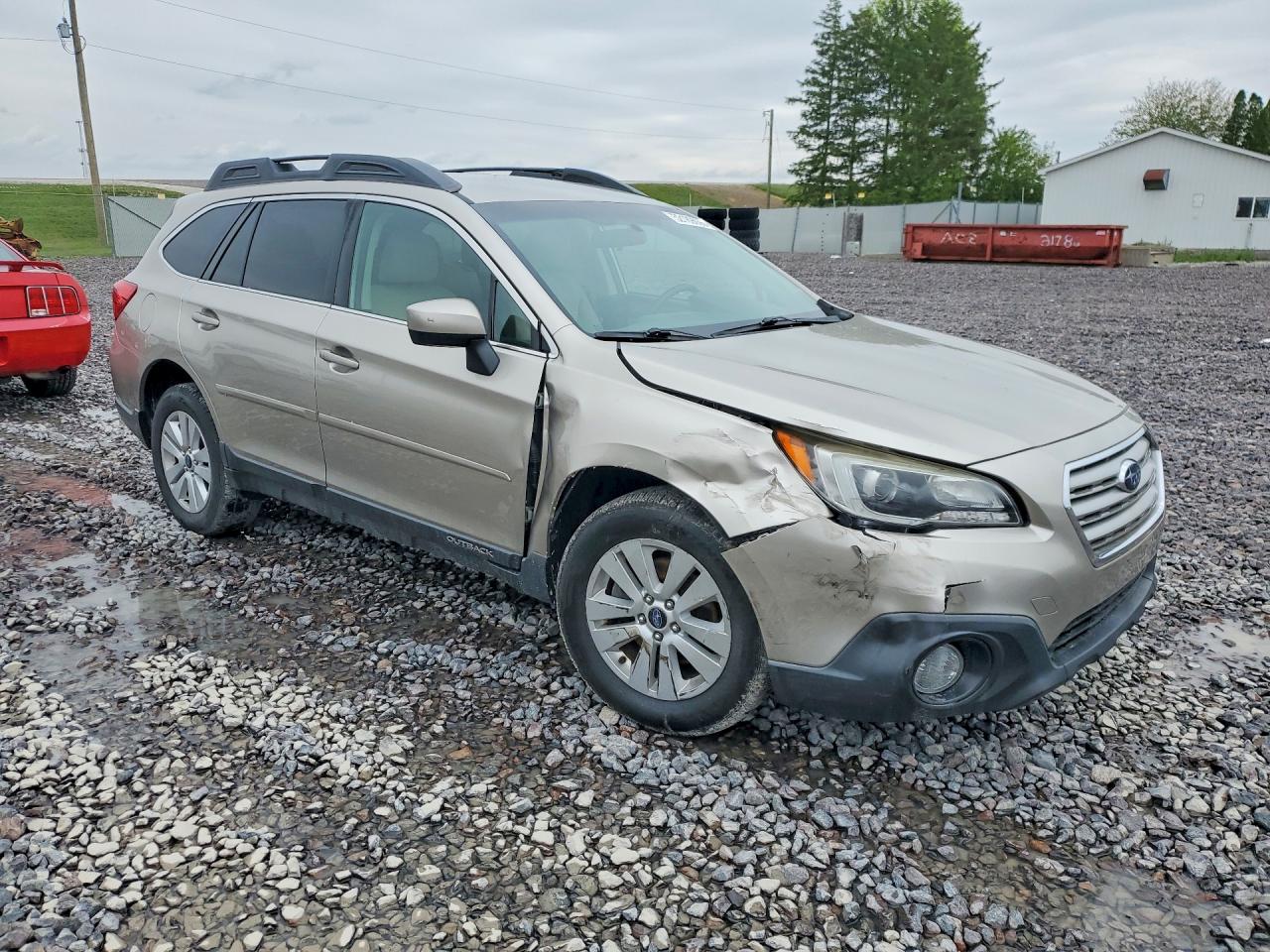 SUBARU OUTBACK 2017 — 5