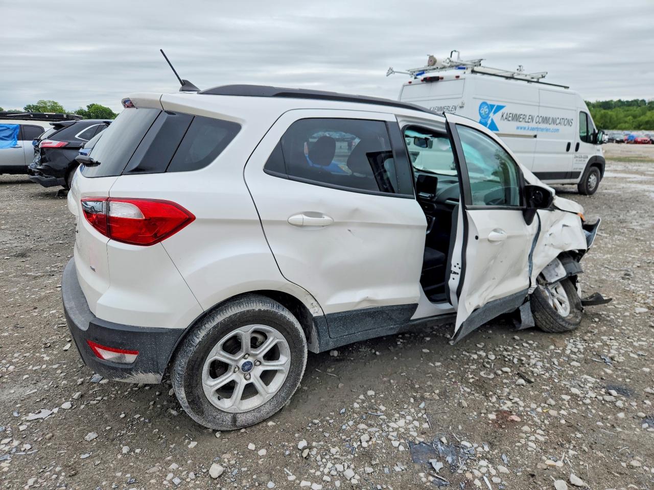 FORD ECOSPORT 2021 — 4