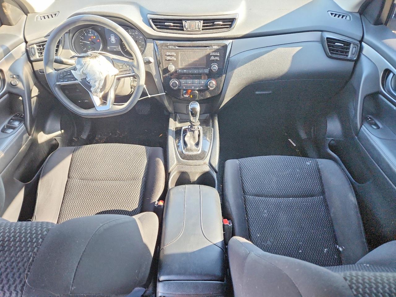 NISSAN ROGUE SPORT 2017 — 9