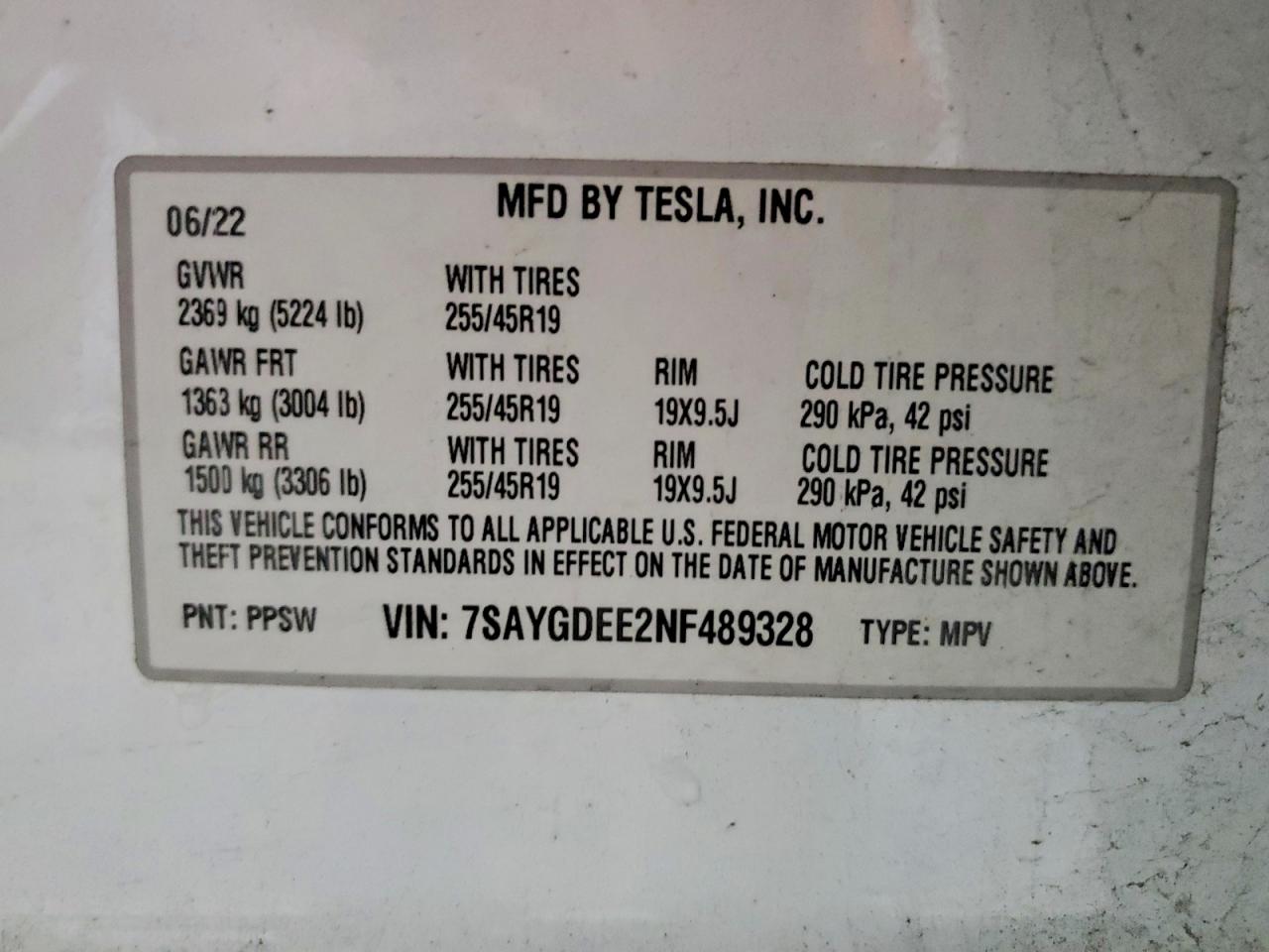 TESLA MODEL Y 2022 — 15