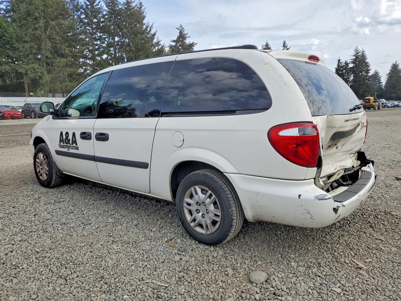 DODGE GRAND CARAVAN 2005 — 3