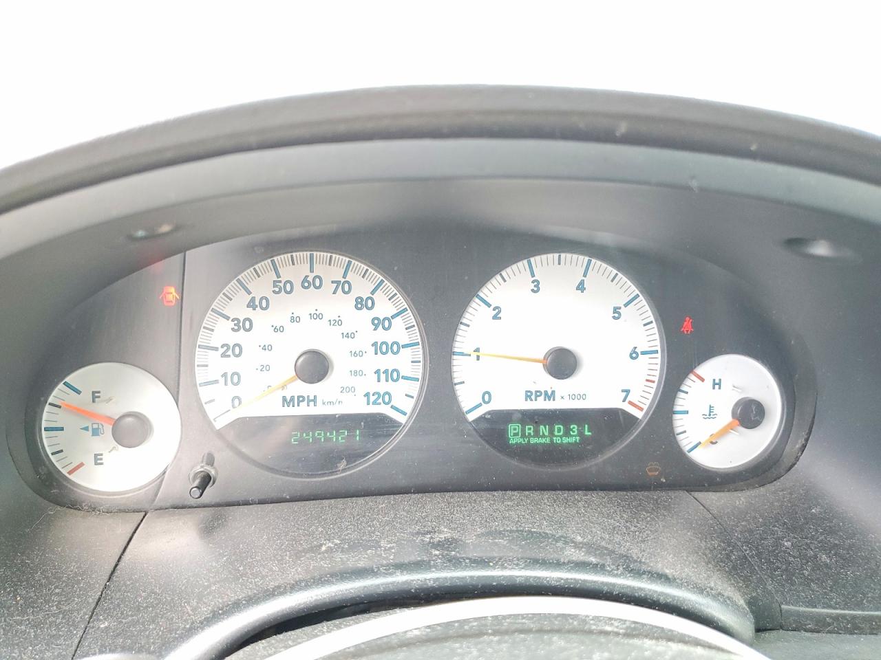DODGE GRAND CARAVAN 2005 — 10