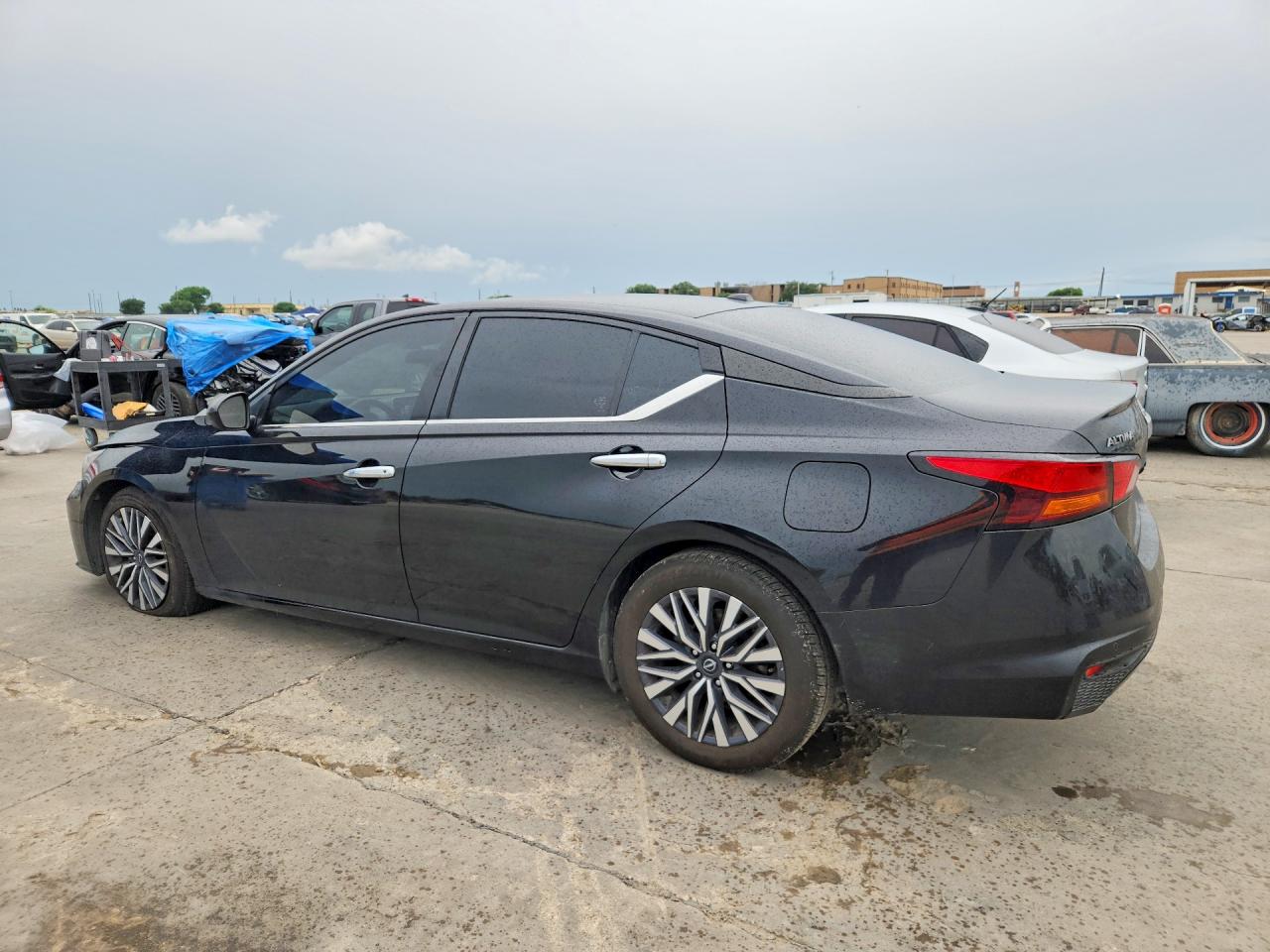 NISSAN ALTIMA 2024 — 3