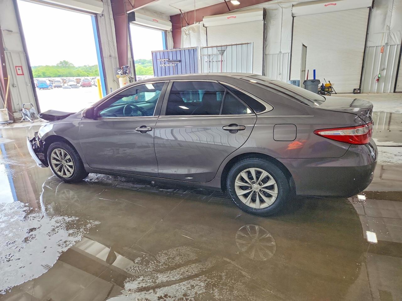 TOYOTA CAMRY 2016 — 3