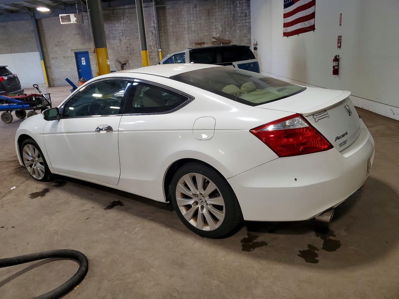 HONDA ACCORD 2010 — 3