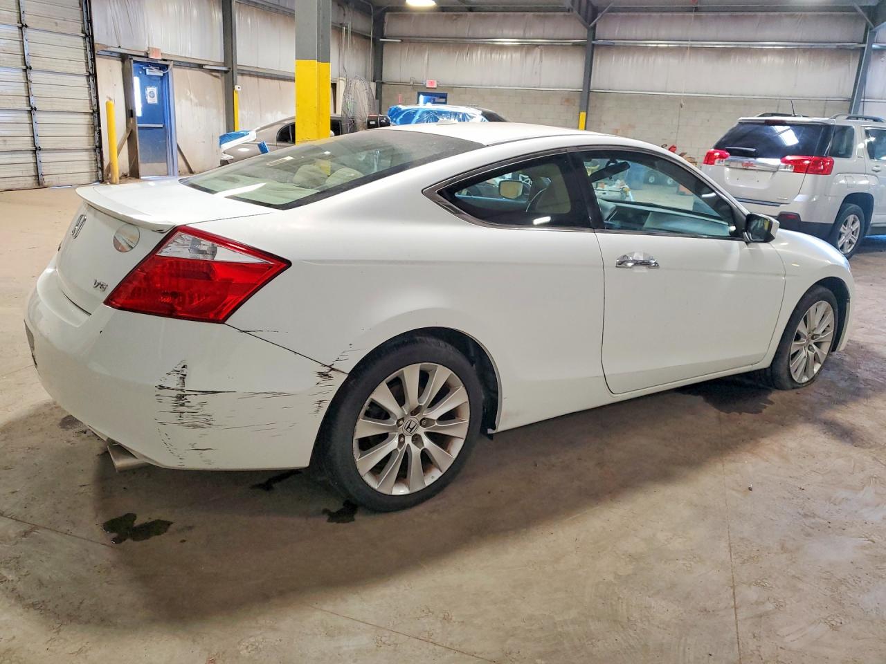 HONDA ACCORD 2010 — 4