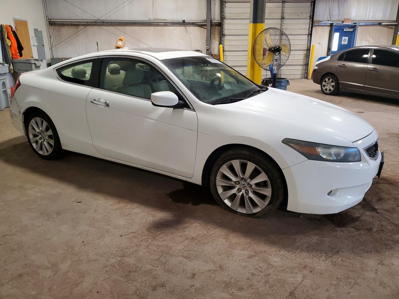 HONDA ACCORD 2010 — 5