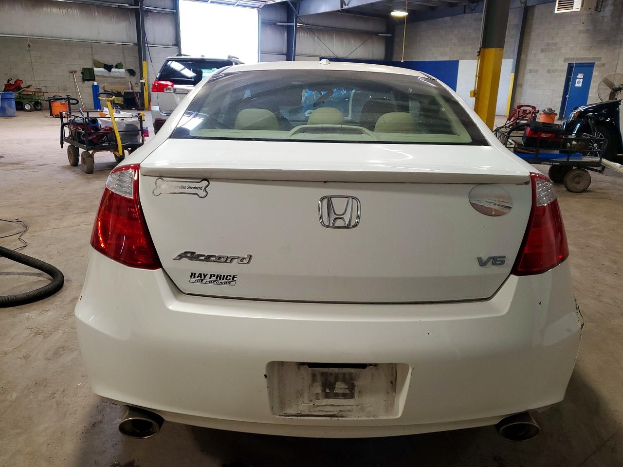 HONDA ACCORD 2010 — 7