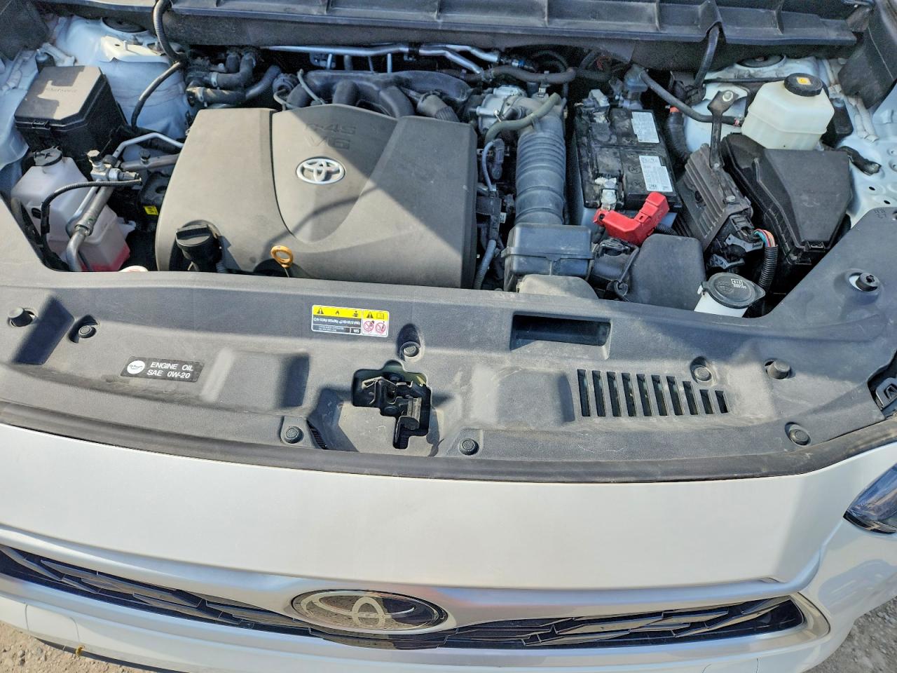 TOYOTA HIGHLANDER 2021 — 13