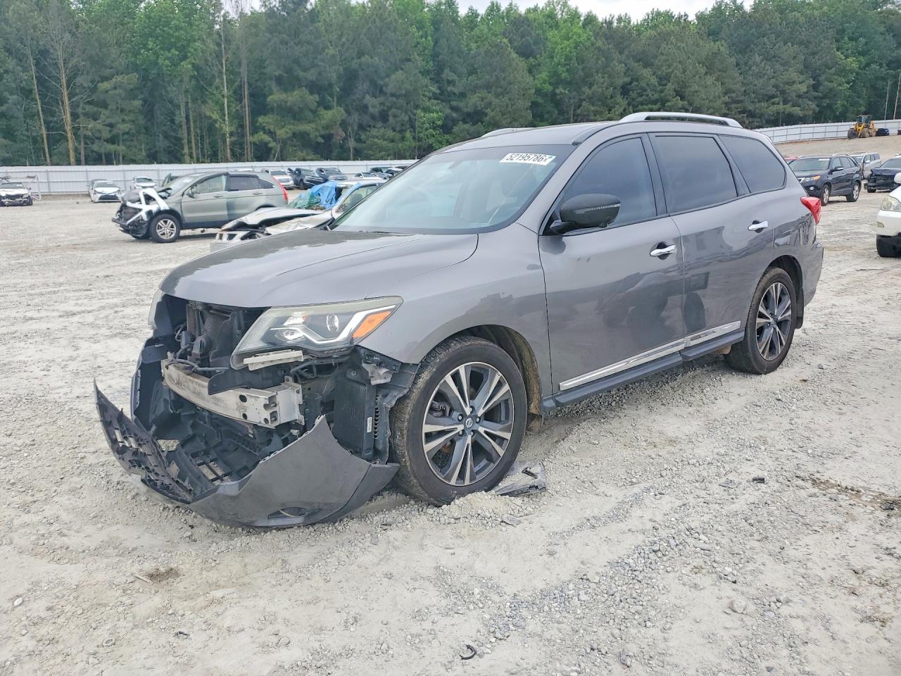 NISSAN PATHFINDER 2017 — 2