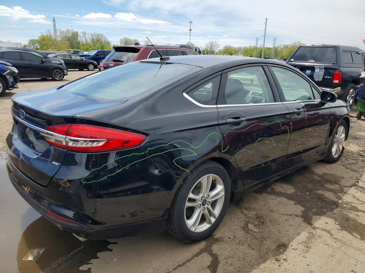 FORD FUSION 2018 — 4