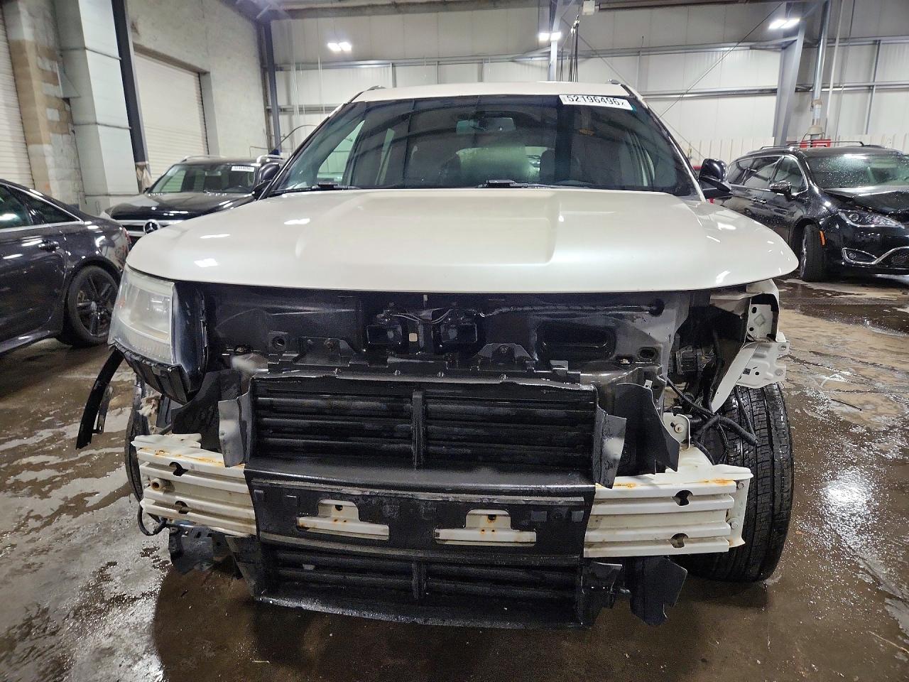 FORD EXPLORER 2017 — 6
