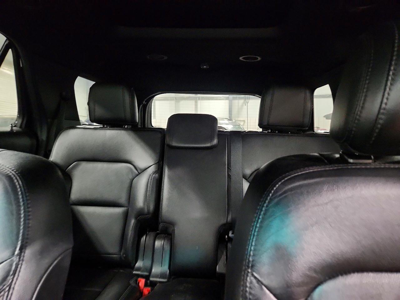 FORD EXPLORER 2017 — 11