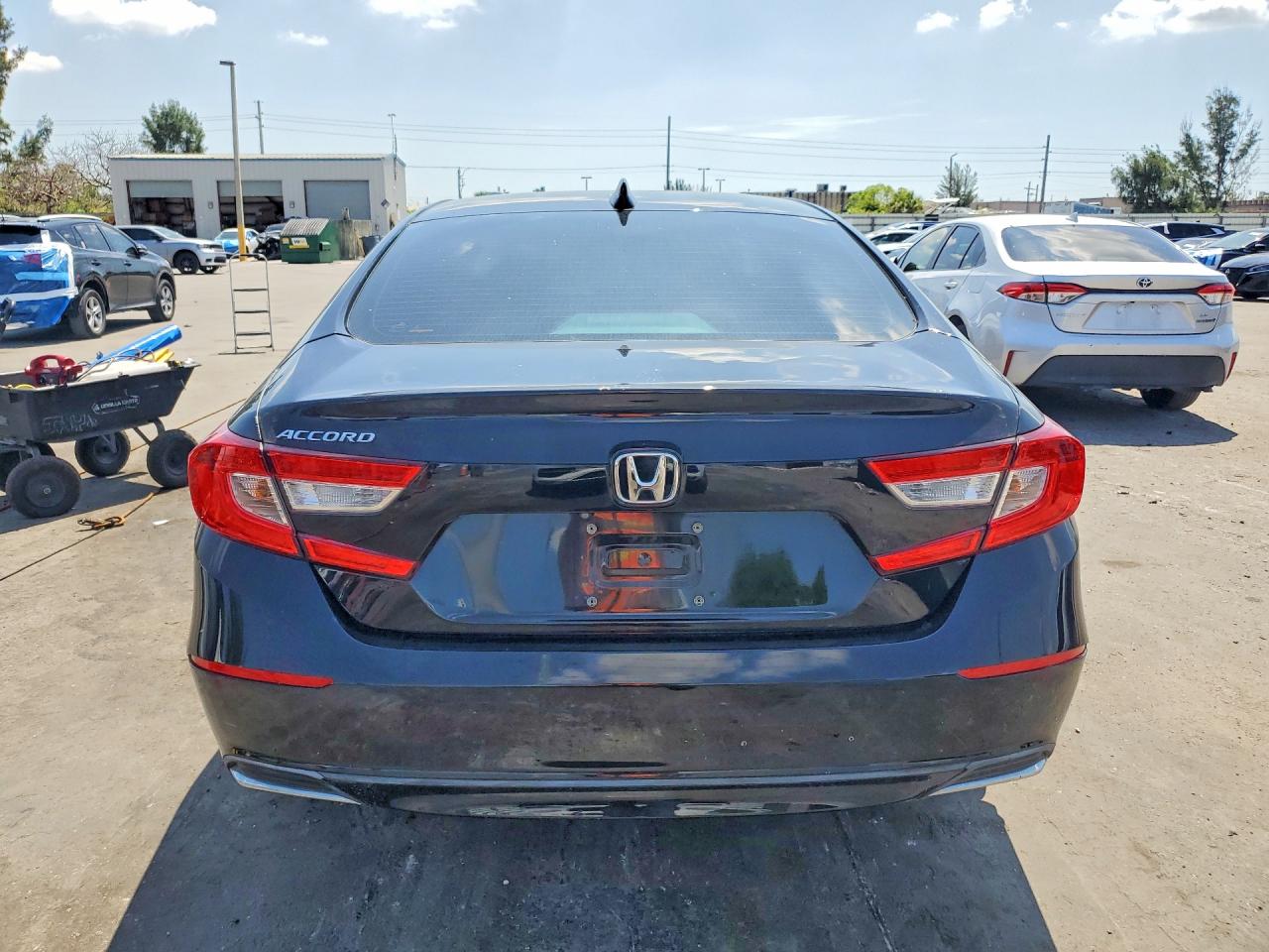 HONDA ACCORD 2019 — 7