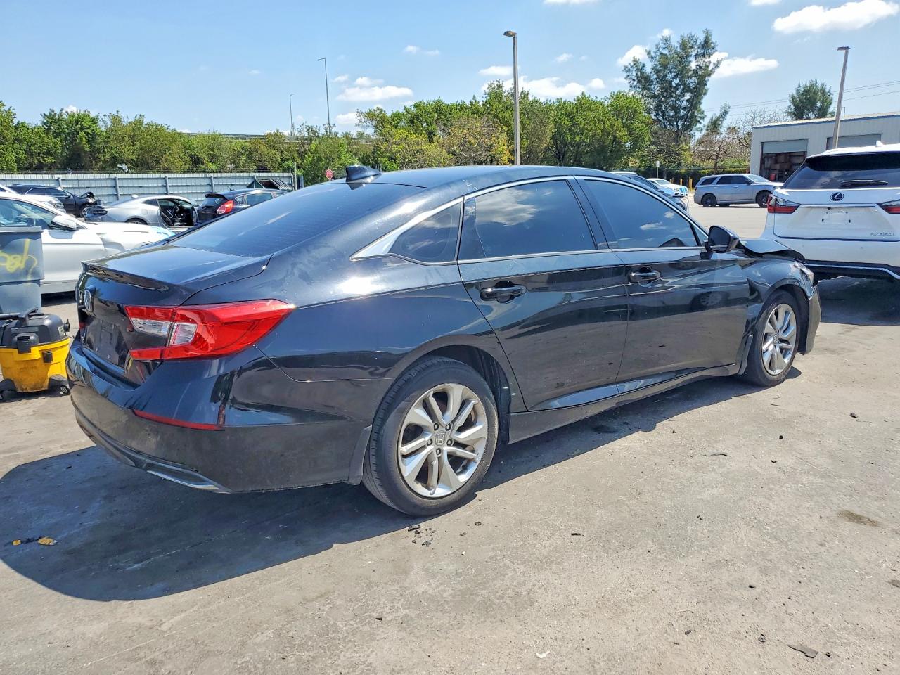 HONDA ACCORD 2019 — 4