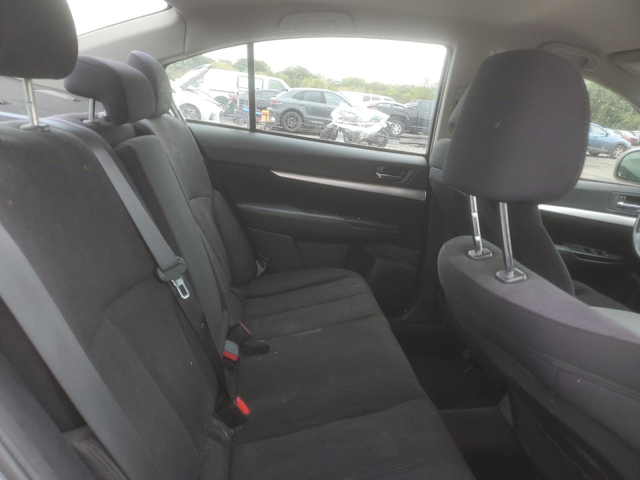SUBARU LEGACY 2014 — 11