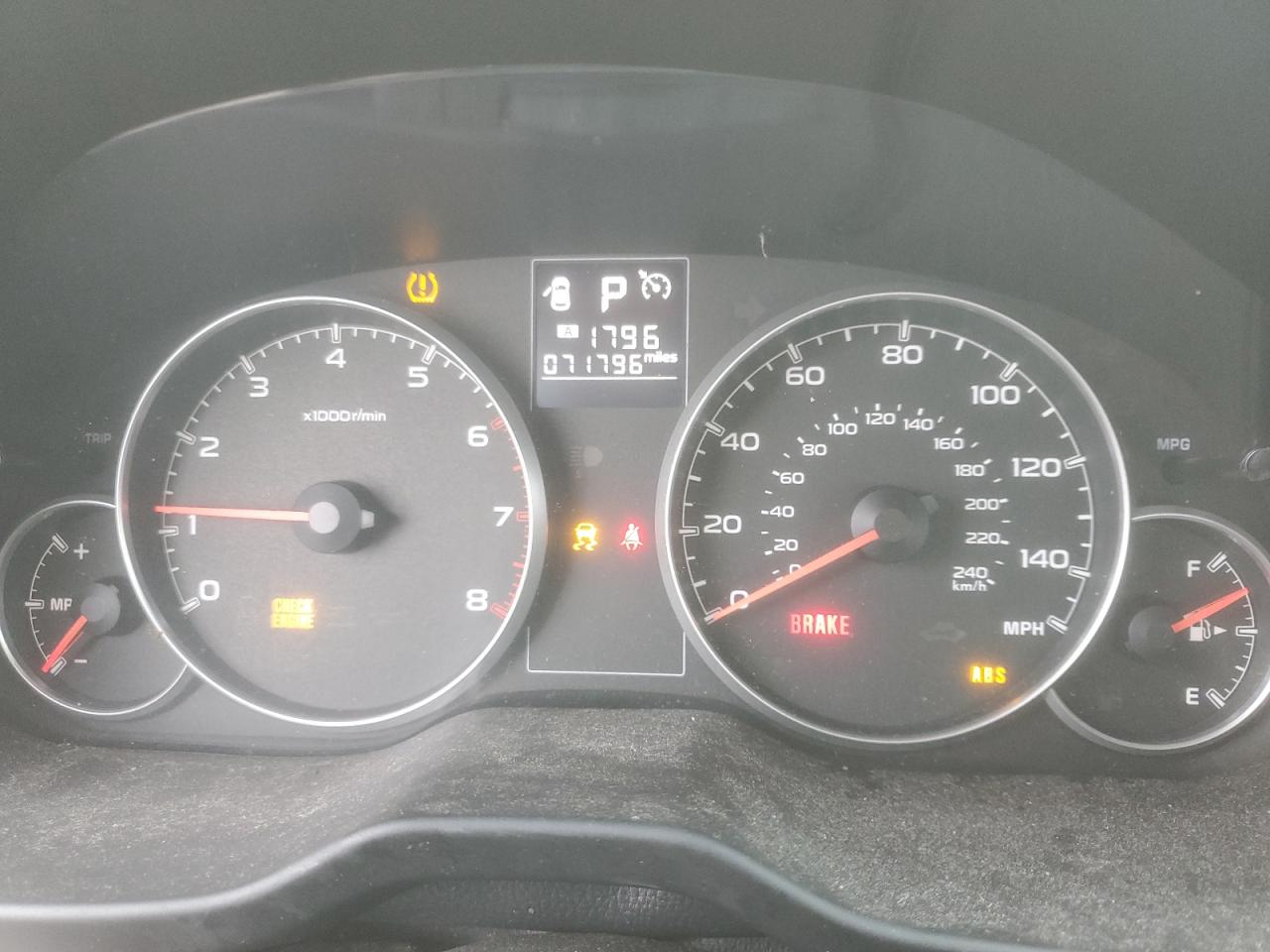 SUBARU LEGACY 2014 — 10