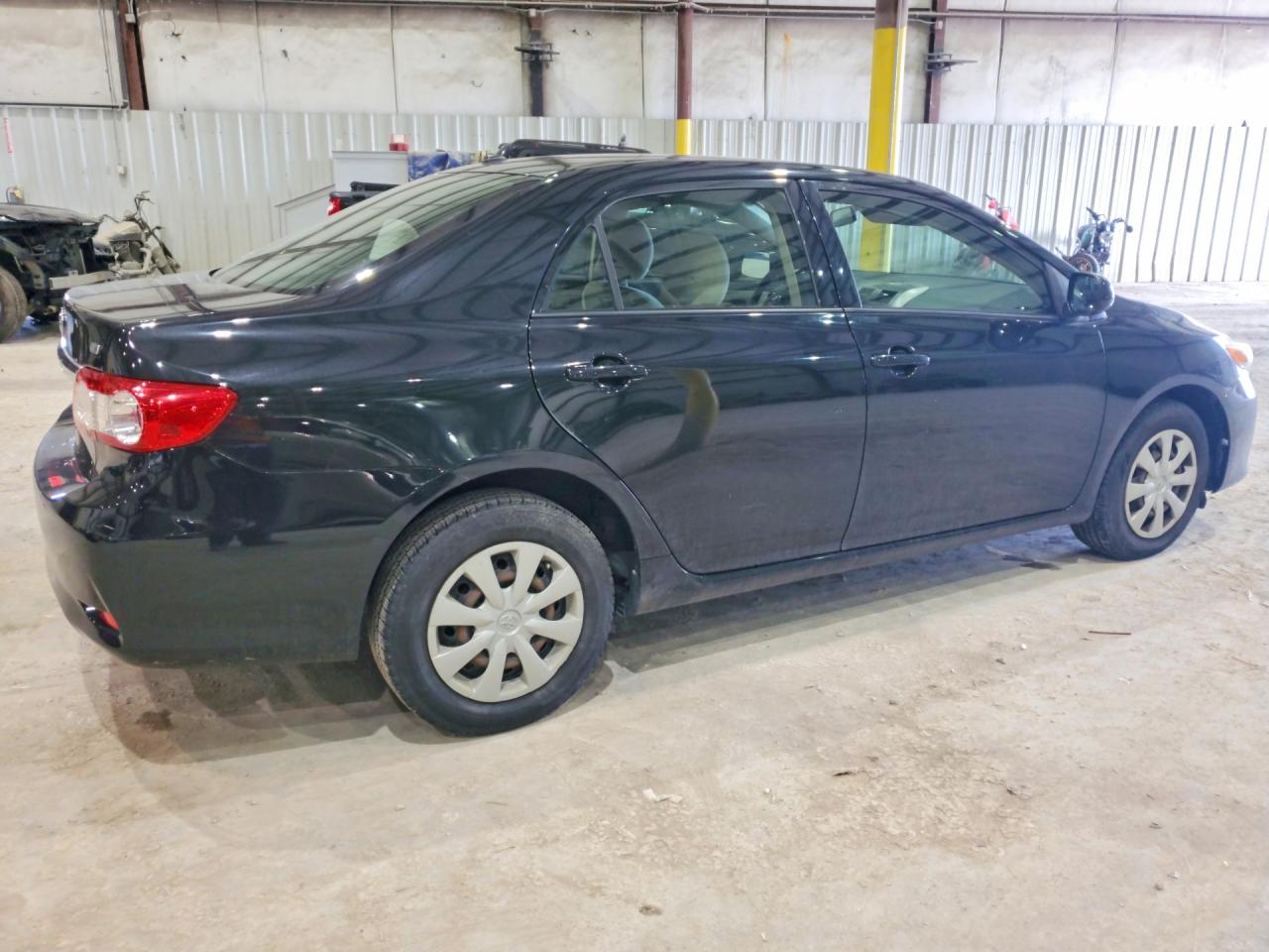 TOYOTA COROLLA 2011 — 4