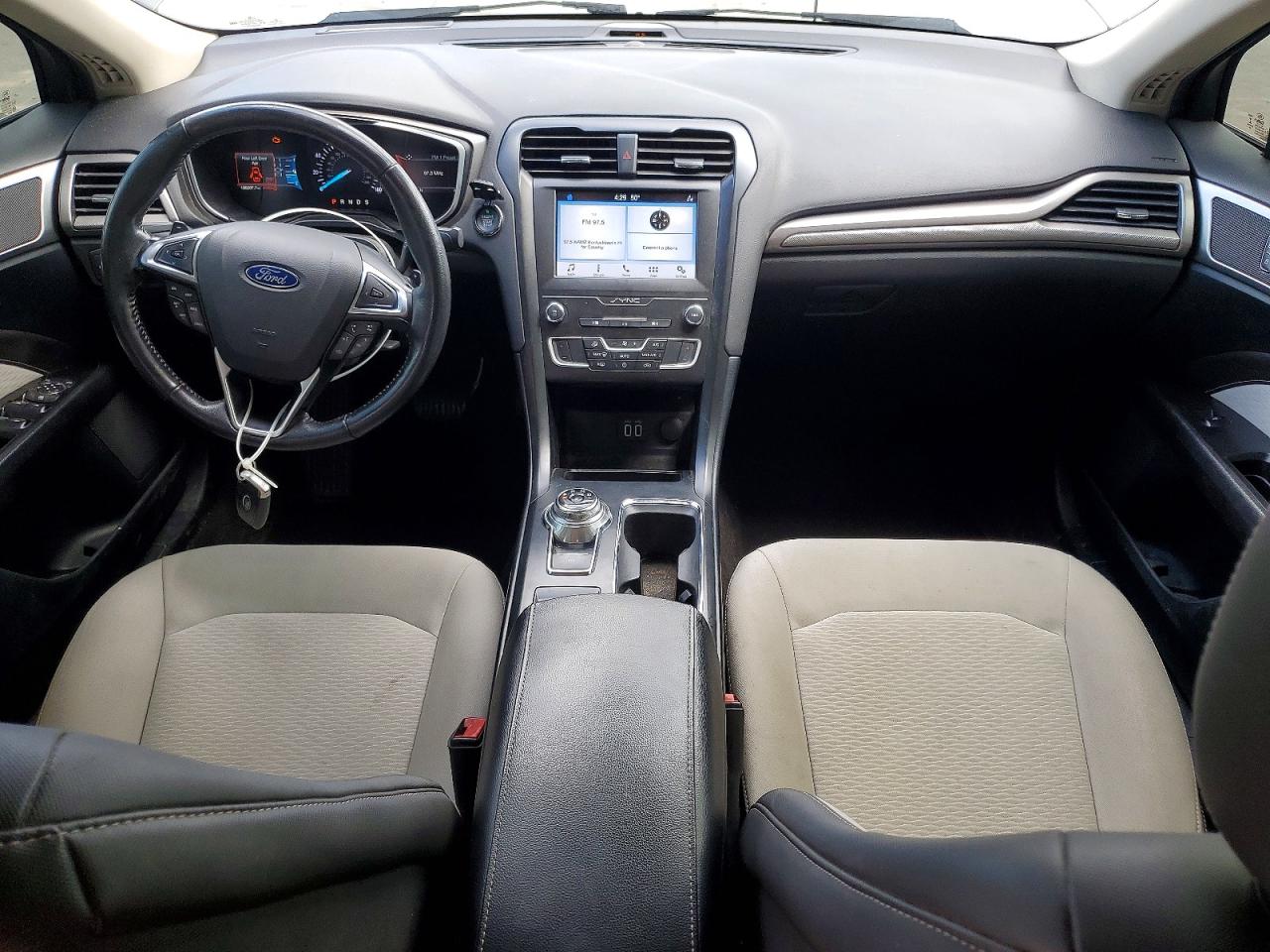 FORD FUSION 2019 — 9