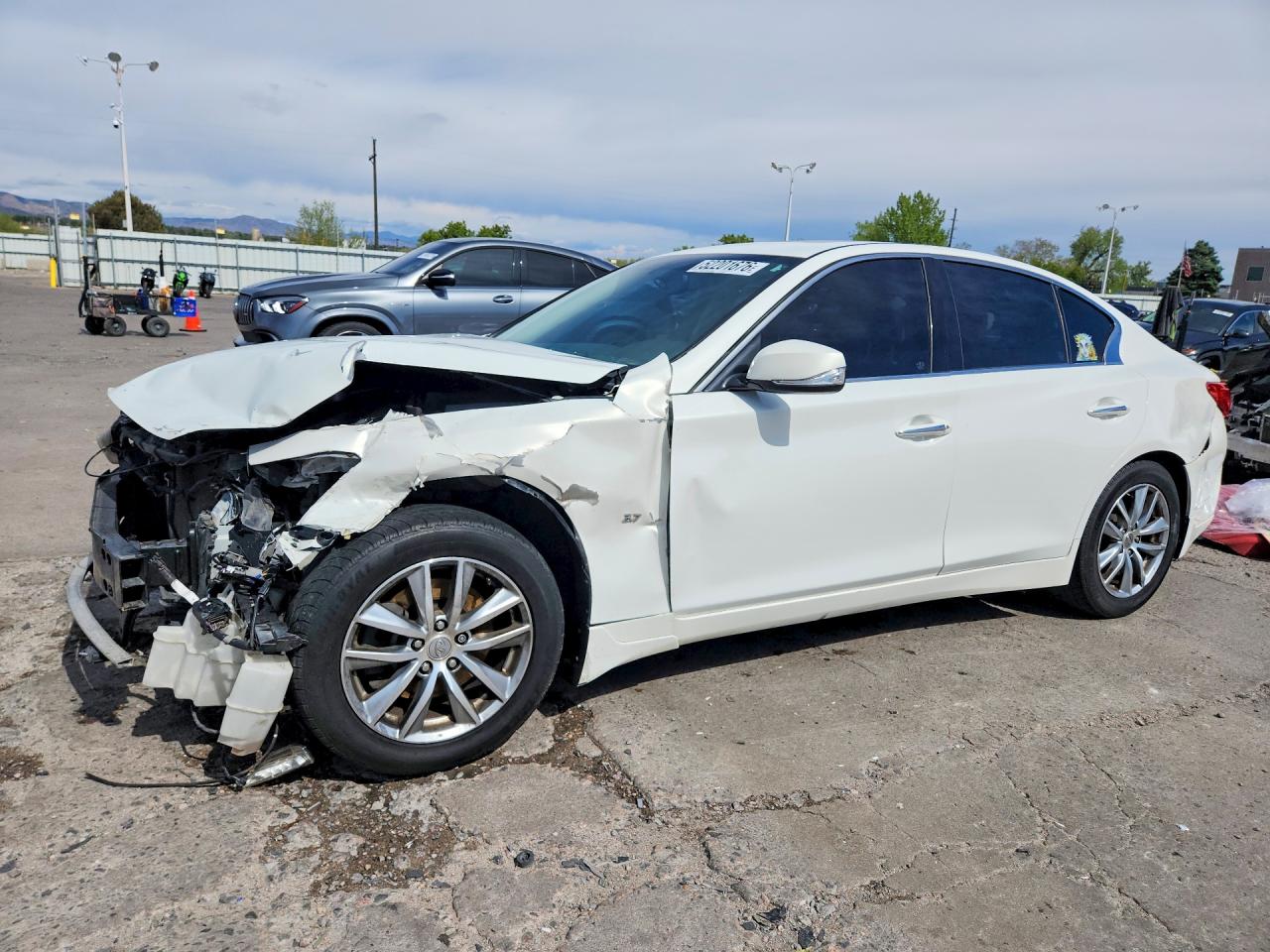 INFINITI Q50 2014 — 2