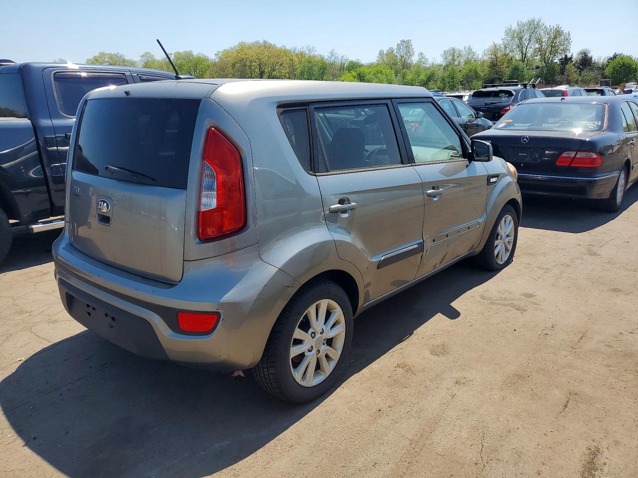 KIA SOUL 2013 — 4