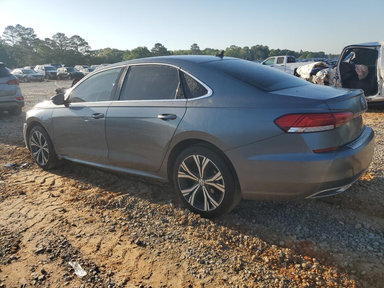 VOLKSWAGEN PASSAT 2021 — 3