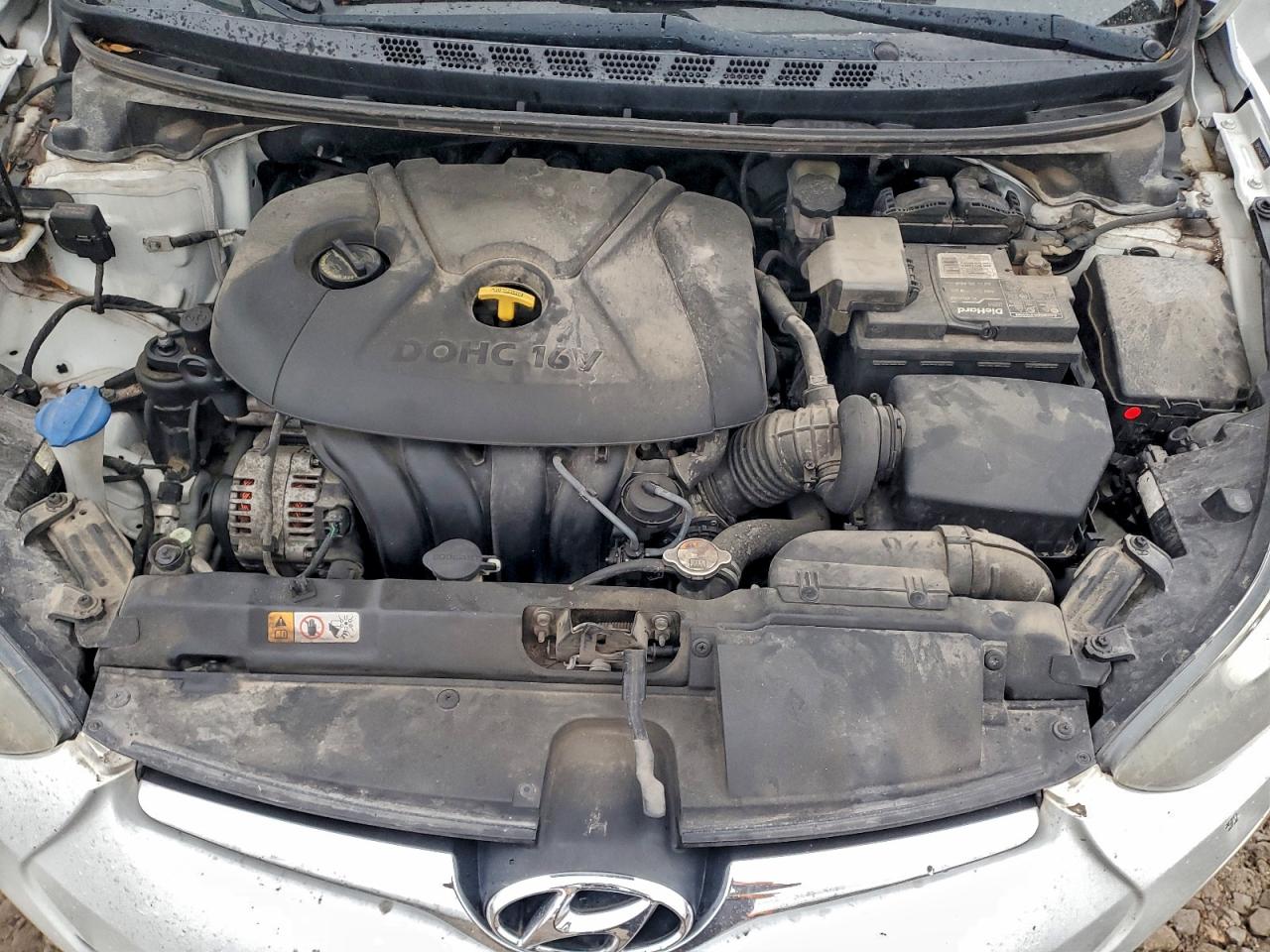 HYUNDAI ELANTRA 2016 — 12