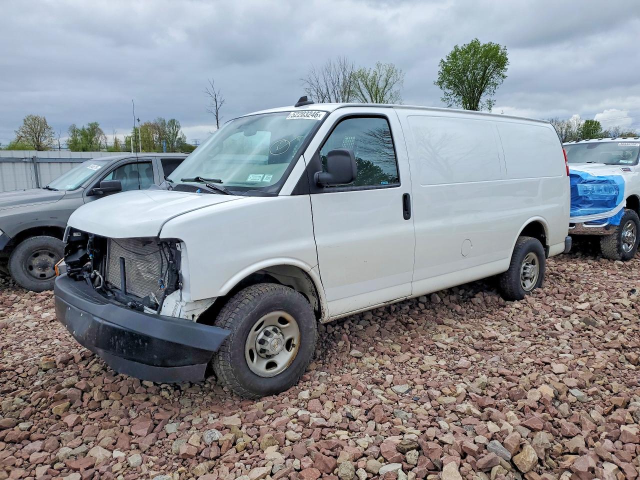 CHEVROLET EXPRESS G2500 2022 — 2