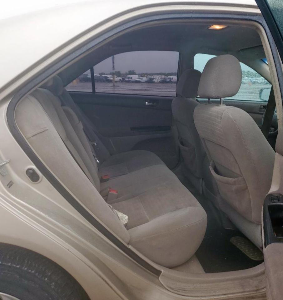 TOYOTA CAMRY 2006 — 11