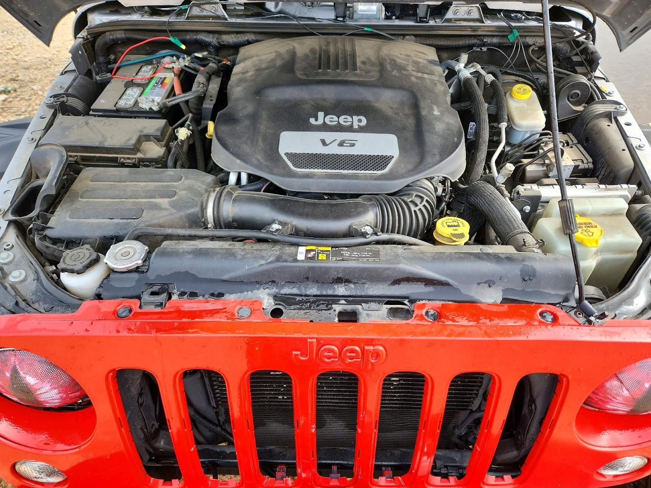 JEEP WRANGLER UNLIMITED 2018 — 13