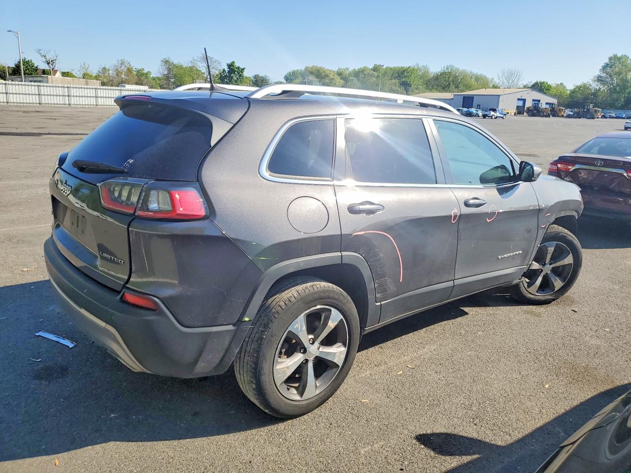 JEEP CHEROKEE 2019 — 4