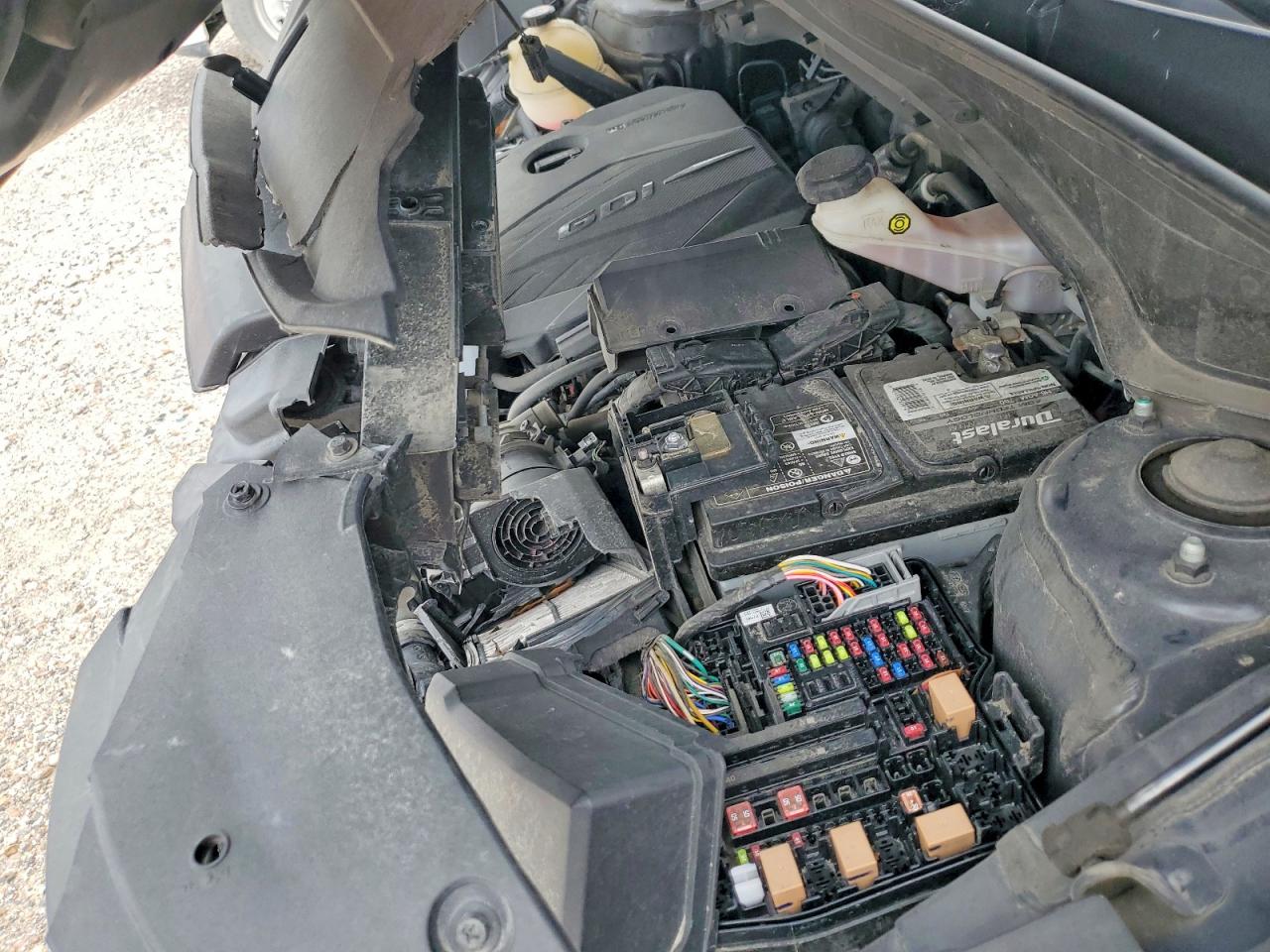 HYUNDAI SANTA FE 2022 — 13