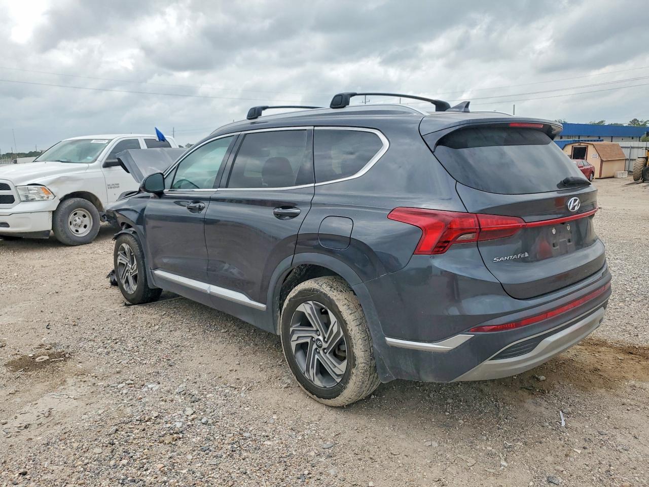 HYUNDAI SANTA FE 2022 — 3