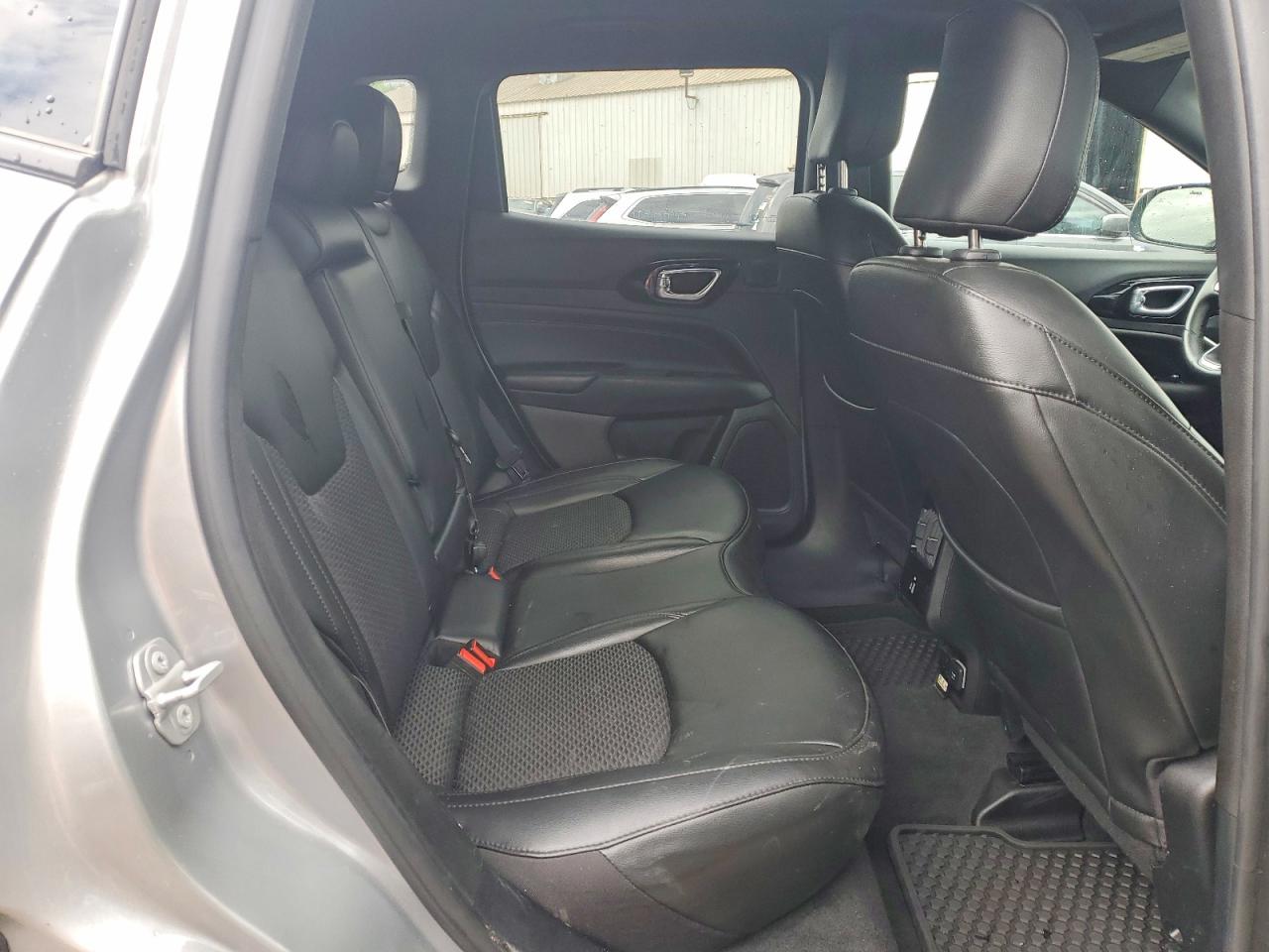 JEEP COMPASS 2022 — 12
