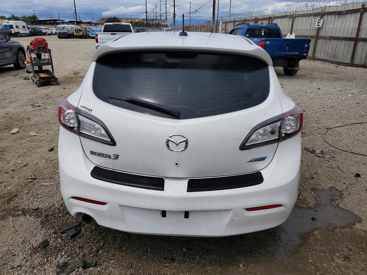 MAZDA 3 2013 — 7