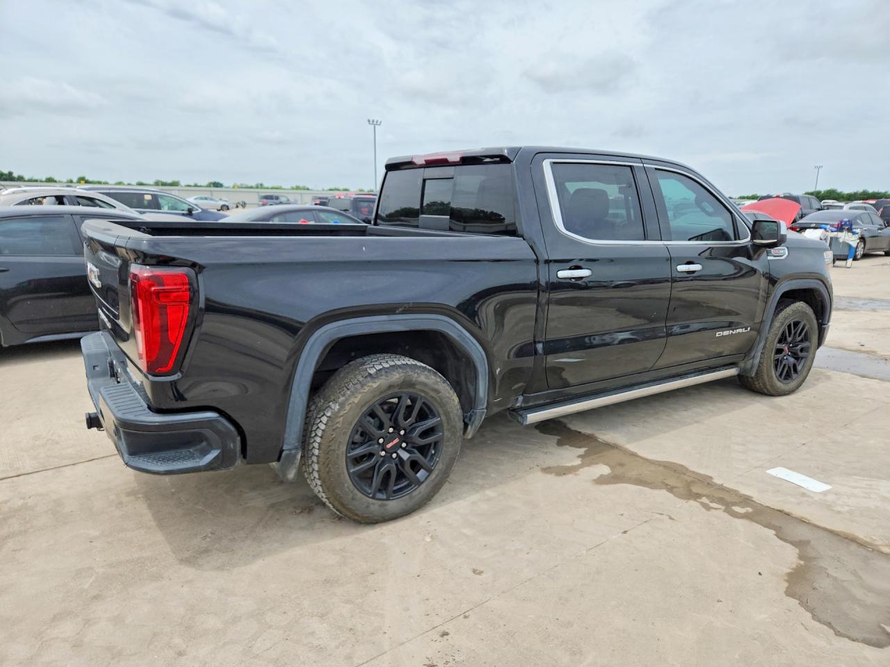 GMC SIERRA LIMITED 2022 — 4