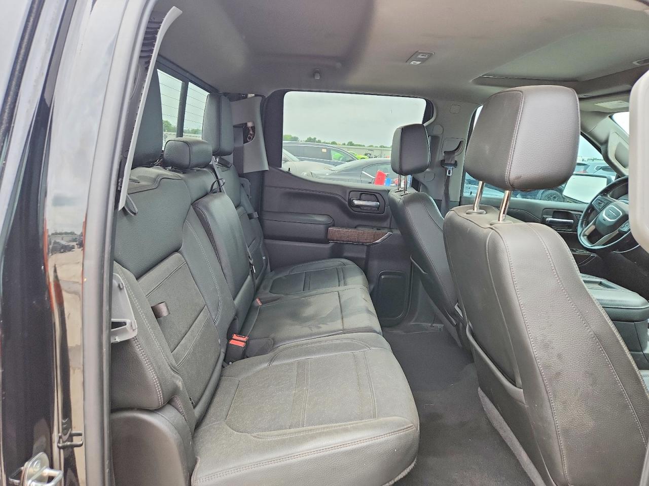 GMC SIERRA LIMITED 2022 — 11