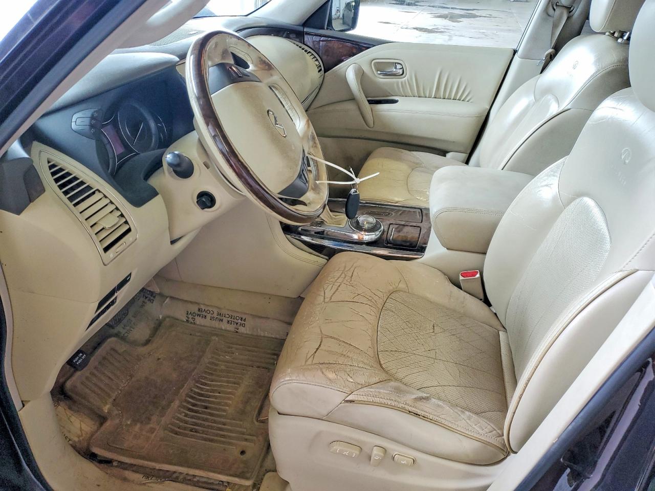 INFINITI QX56 2011 — 8