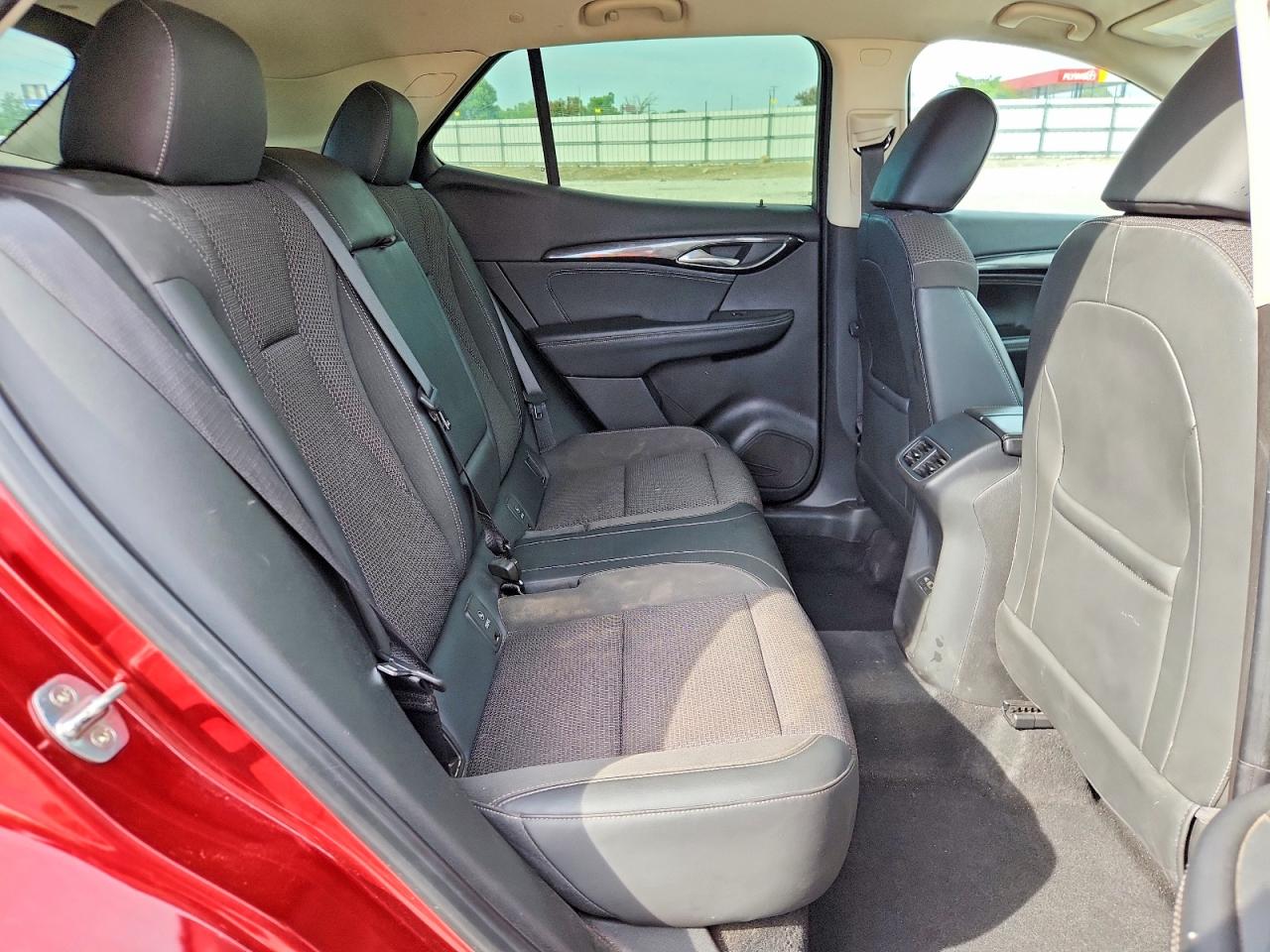 BUICK ENVISION 2023 — 12