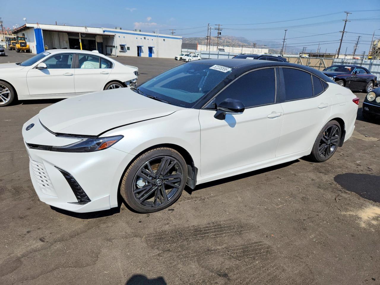 TOYOTA CAMRY 2025 — 2