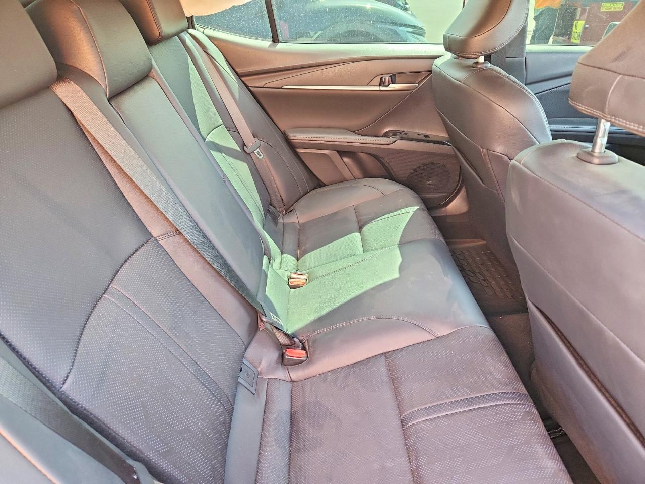TOYOTA CAMRY 2025 — 11