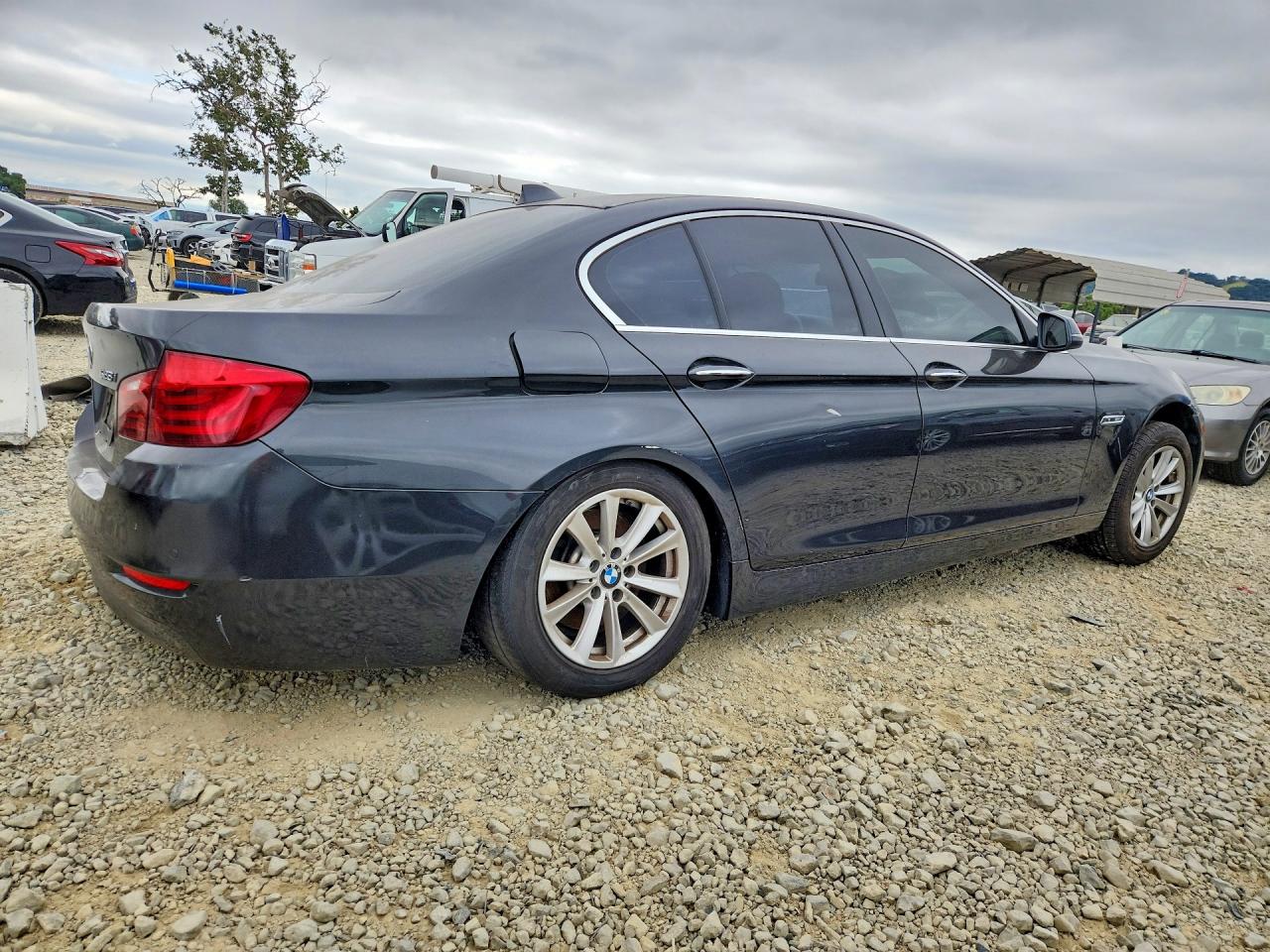 BMW 528 2015 — 4