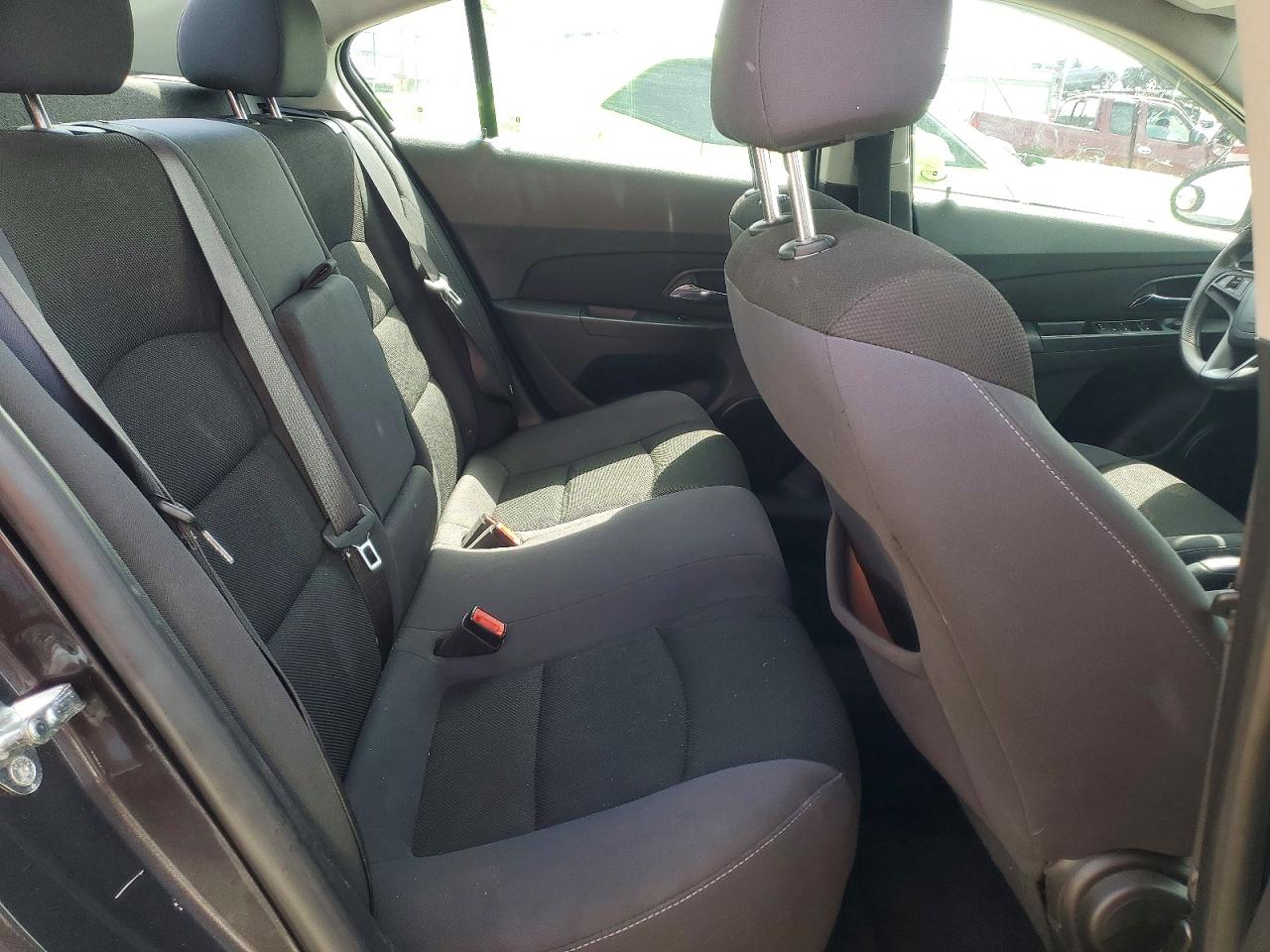 CHEVROLET CRUZE 2015 — 11