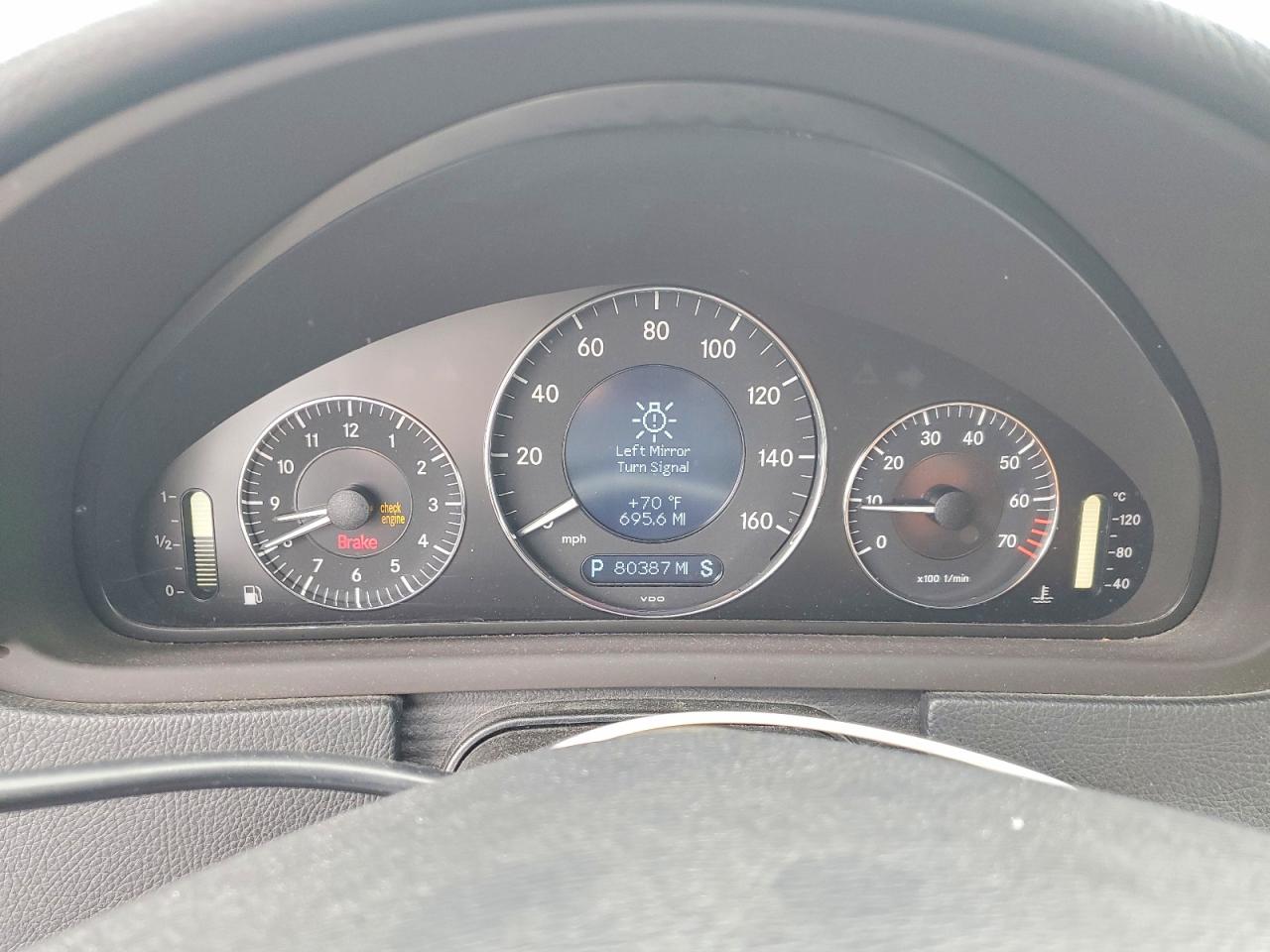 MERCEDES-BENZ CLK 2009 — 10