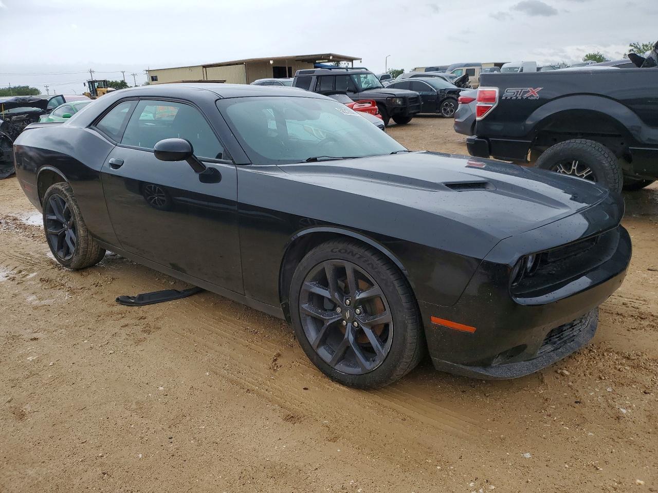 DODGE CHALLENGER 2020 — 5