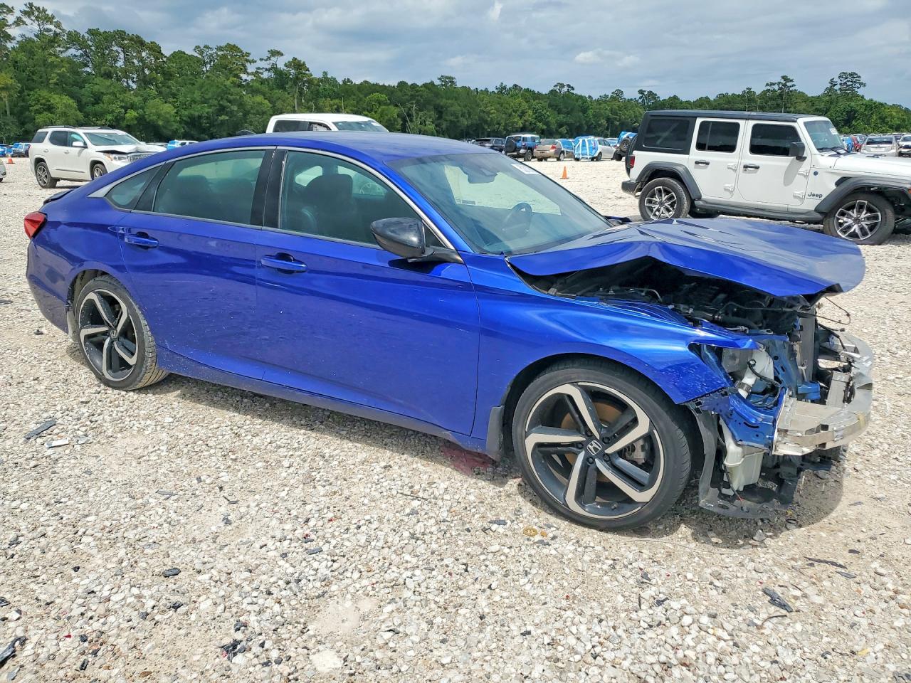 HONDA ACCORD 2022 — 5