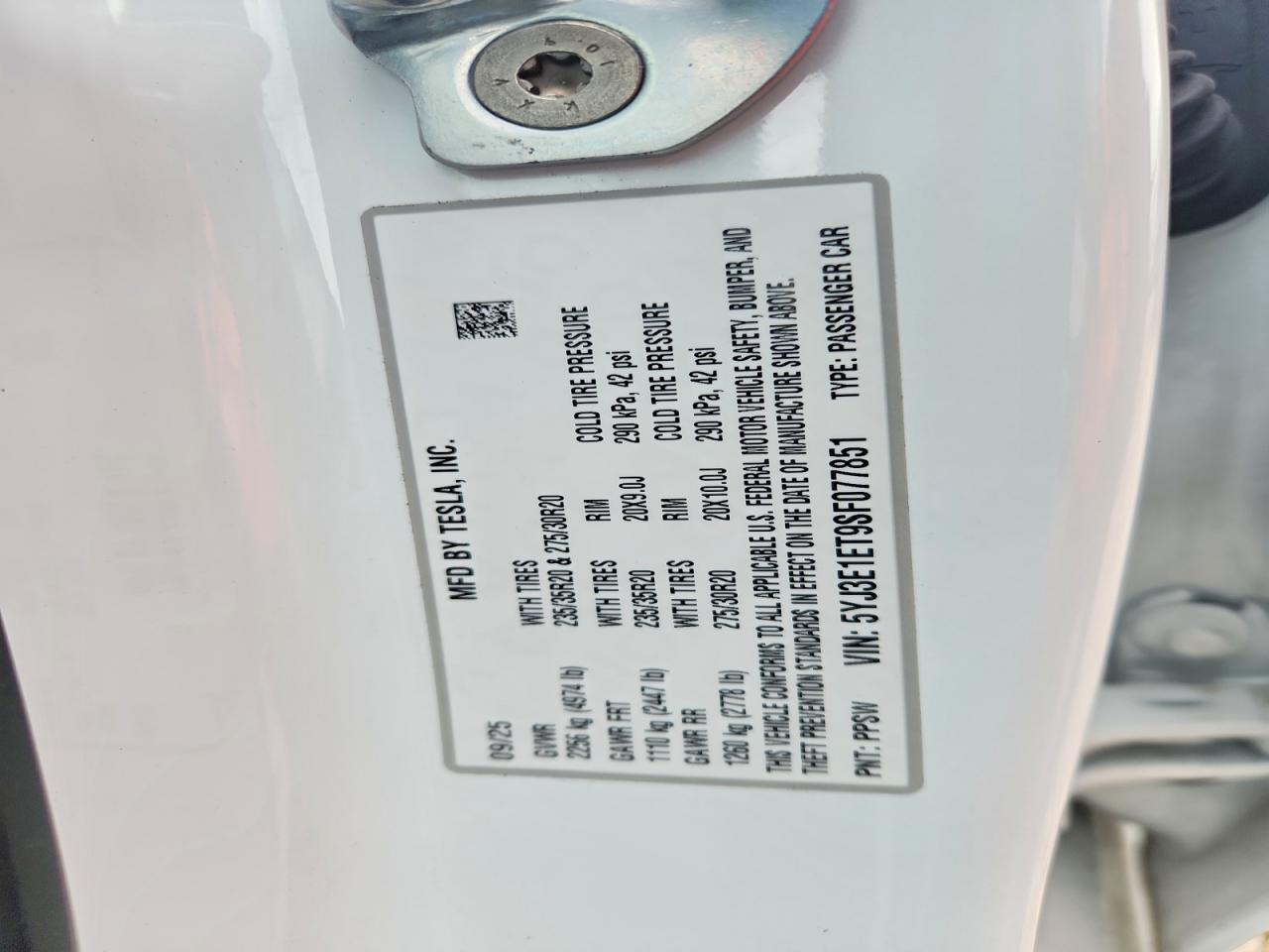 TESLA MODEL 3 2025 — 14