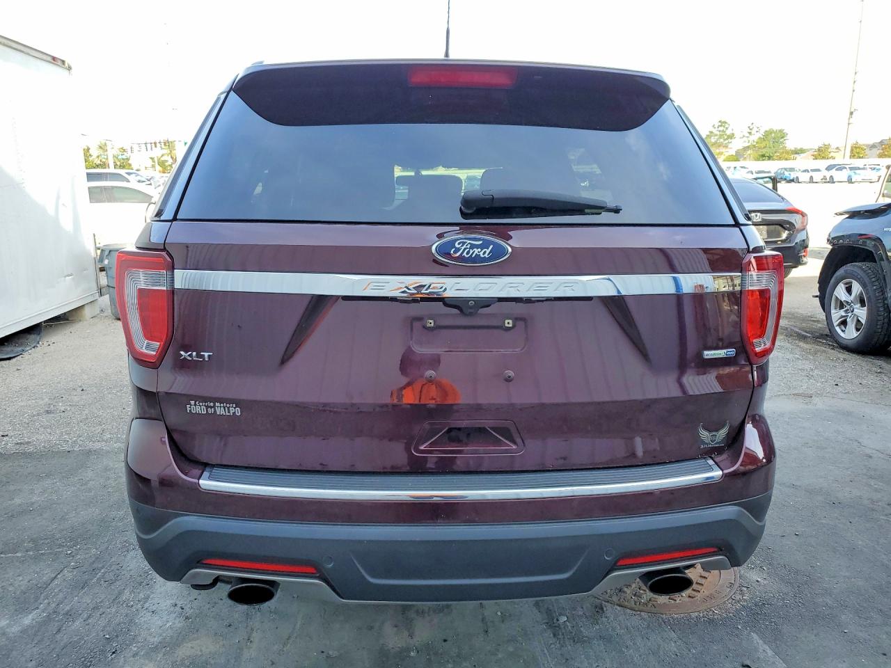 FORD EXPLORER 2018 — 7