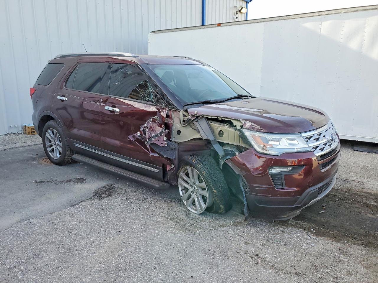 FORD EXPLORER 2018 — 5